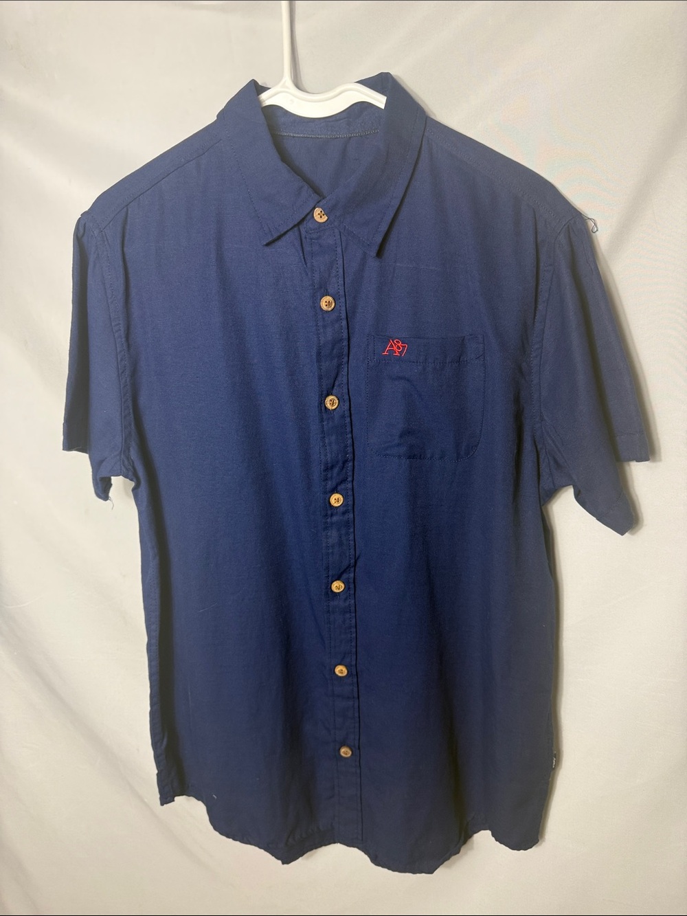 Aeropostale Men's Navy Short-Sleeve Button-Down Shirt